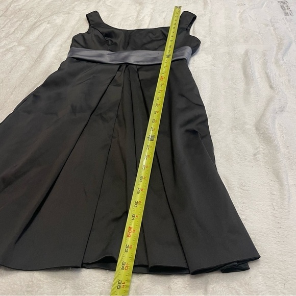 Max and Cleo Formal Little Black Dress Satin Sz 4 - Picture 7 of 16
